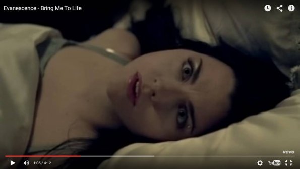 Amy-Lee-Bring-Me-to-Life-1