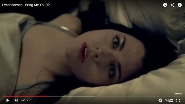 Amy-Lee-Bring-Me-to-Life-2